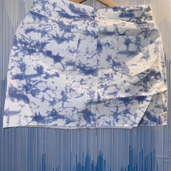 Sky High Demin Mini Skirt - Picture 4 of 5